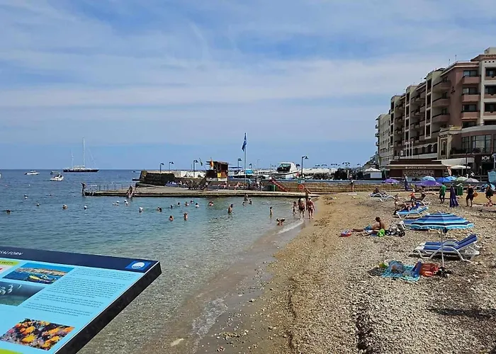 La Playa Hotel