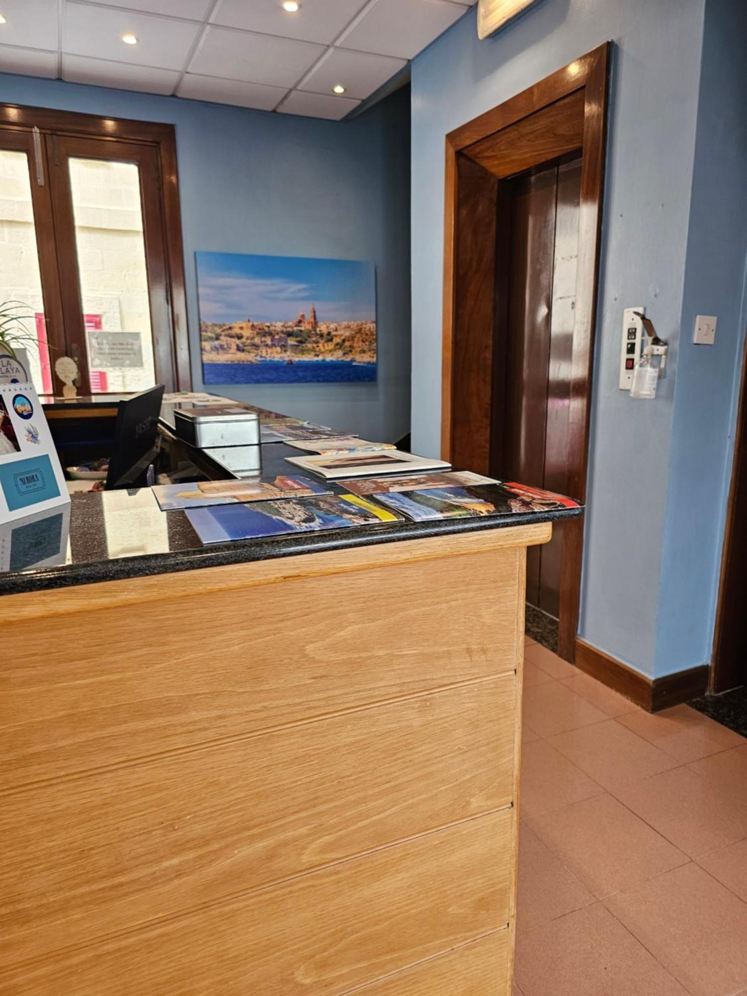 La Playa Hotel 3*